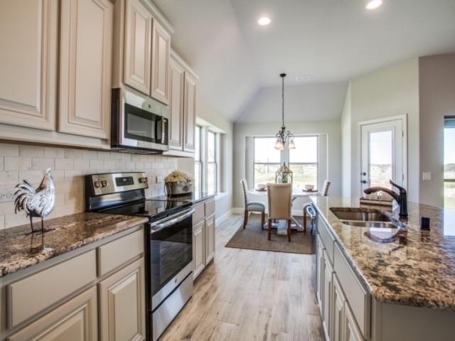 1218 Anderson Drive Property Photo 4
