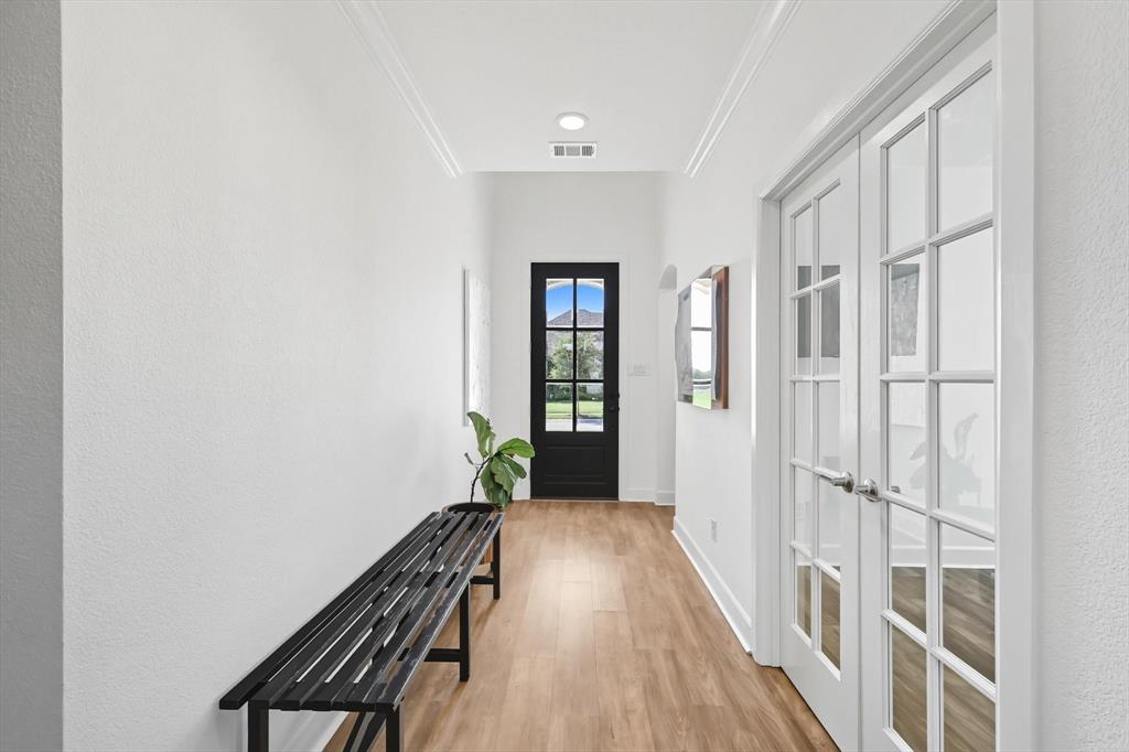 1508 Moss Trail Court Property Photo 4