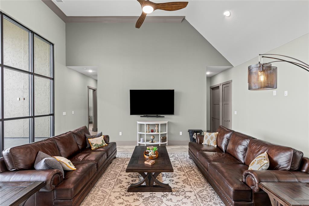 5705 Autumn Trail Property Photo 11