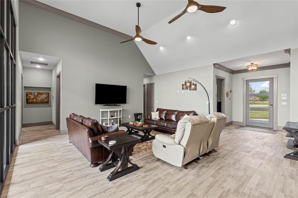 5705 Autumn Trail Property Photo 12