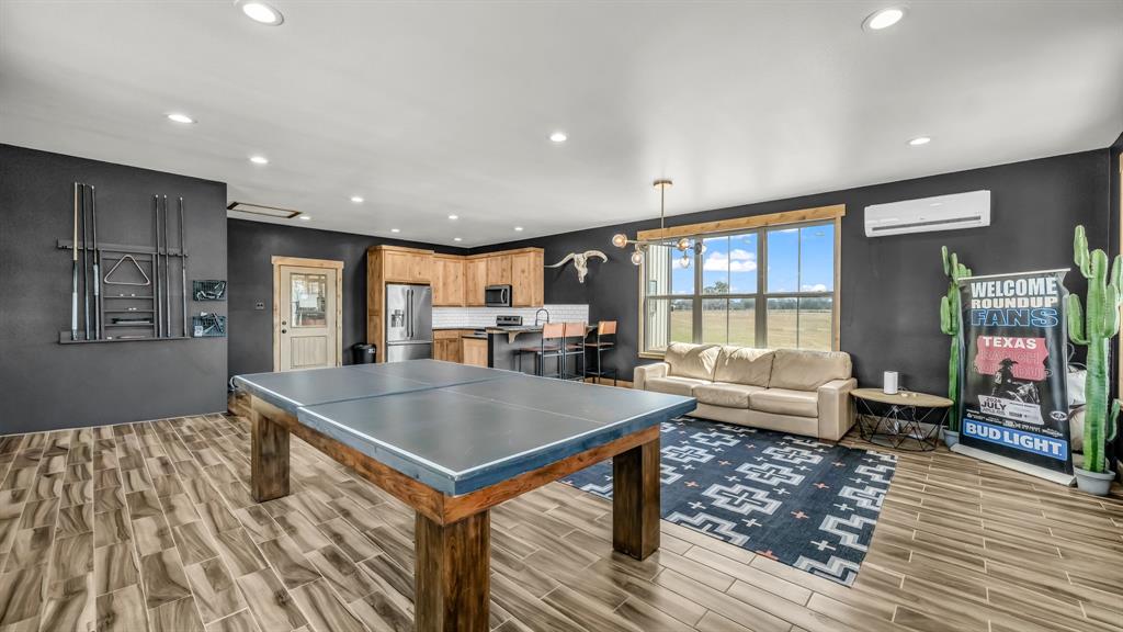 501 Grimes Road Property Photo 32