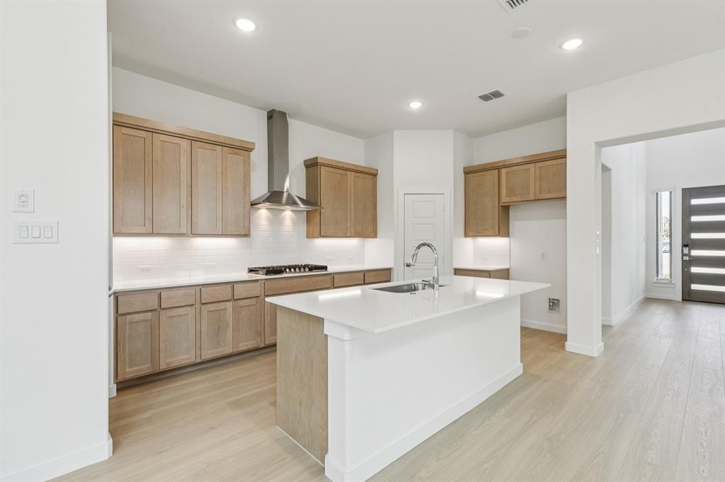 4620 Morgan Street Property Photo 9