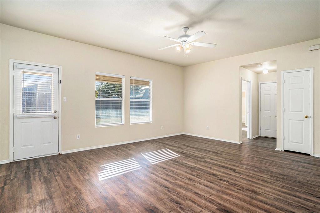 609 Whitefish Drive Property Photo 4