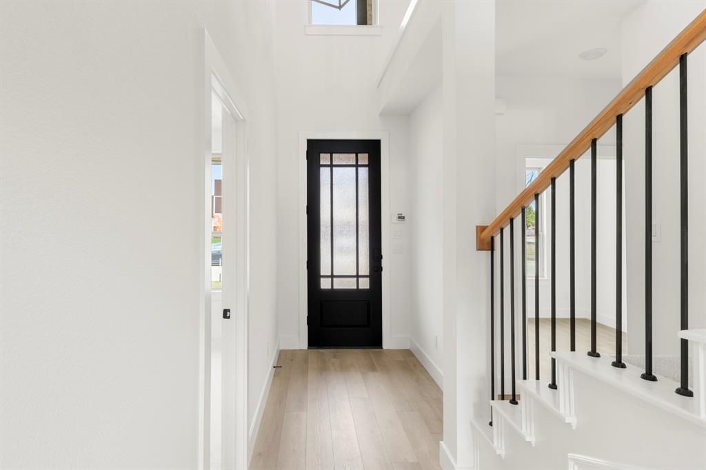 1461 Porter Property Photo 2