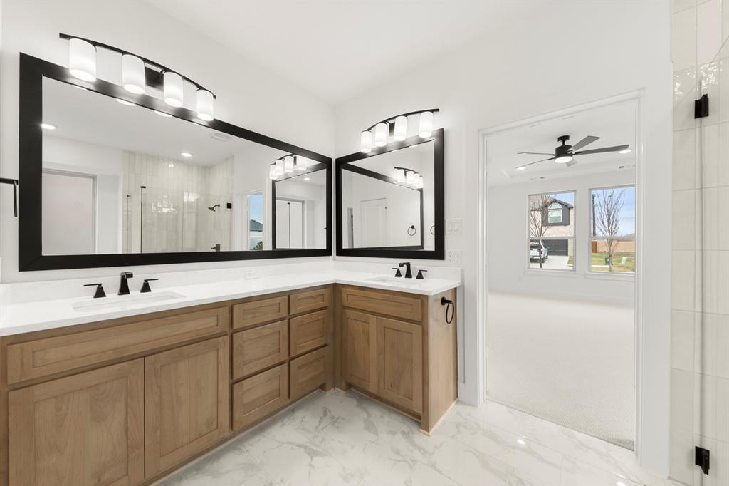 1461 Porter Property Photo 8