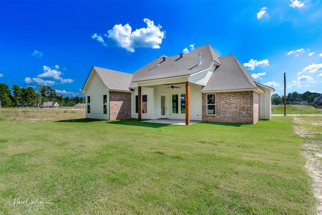 807 Walstonburg Property Photo 30