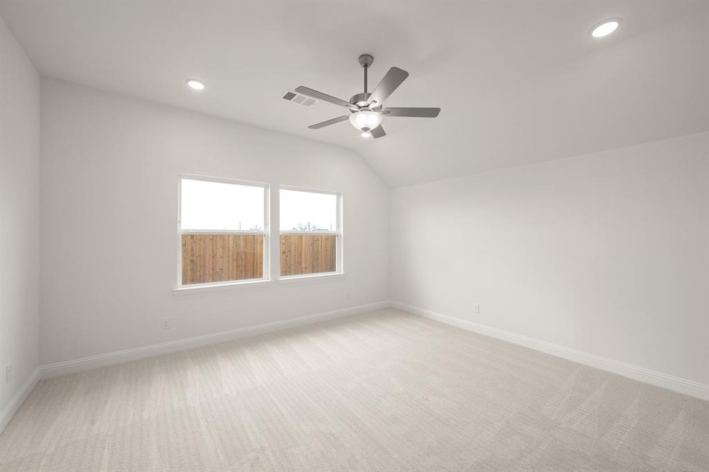 1023 Wheatland Property Photo 9