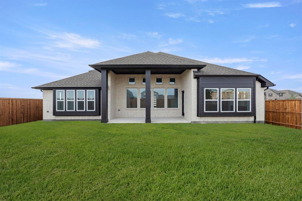 1013 Butterfly Property Photo 25