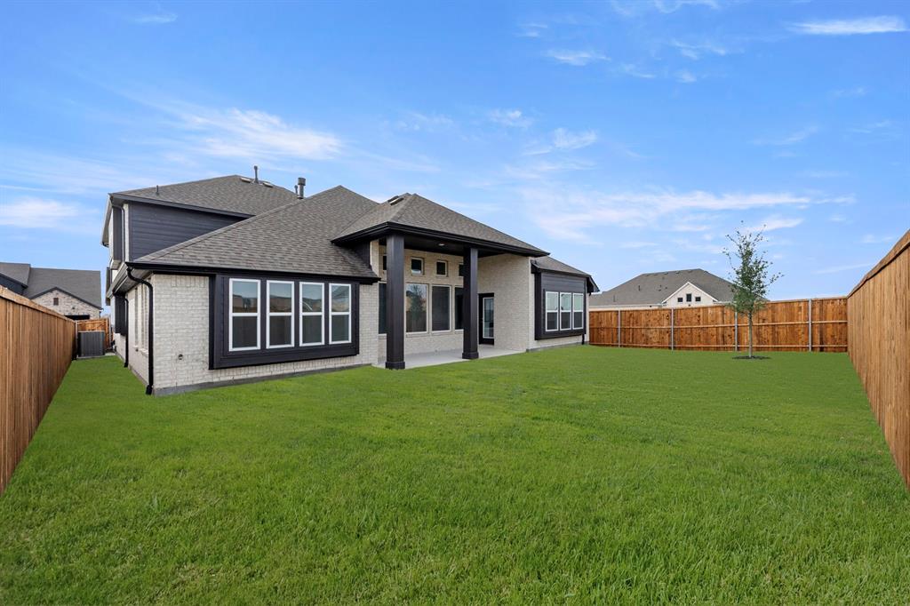 1013 Butterfly Property Photo 26