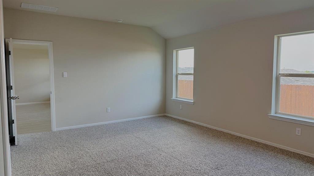 9400 Mountain Pass Drive Property Photo 9