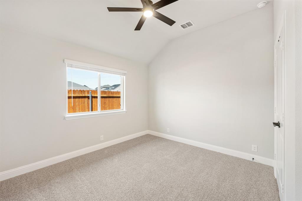 130 Kingfisher Lane Property Photo 8