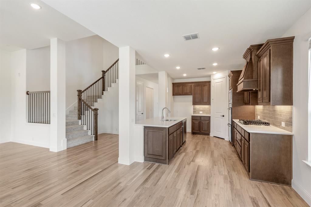 1001 Sedona Trail Property Photo 16