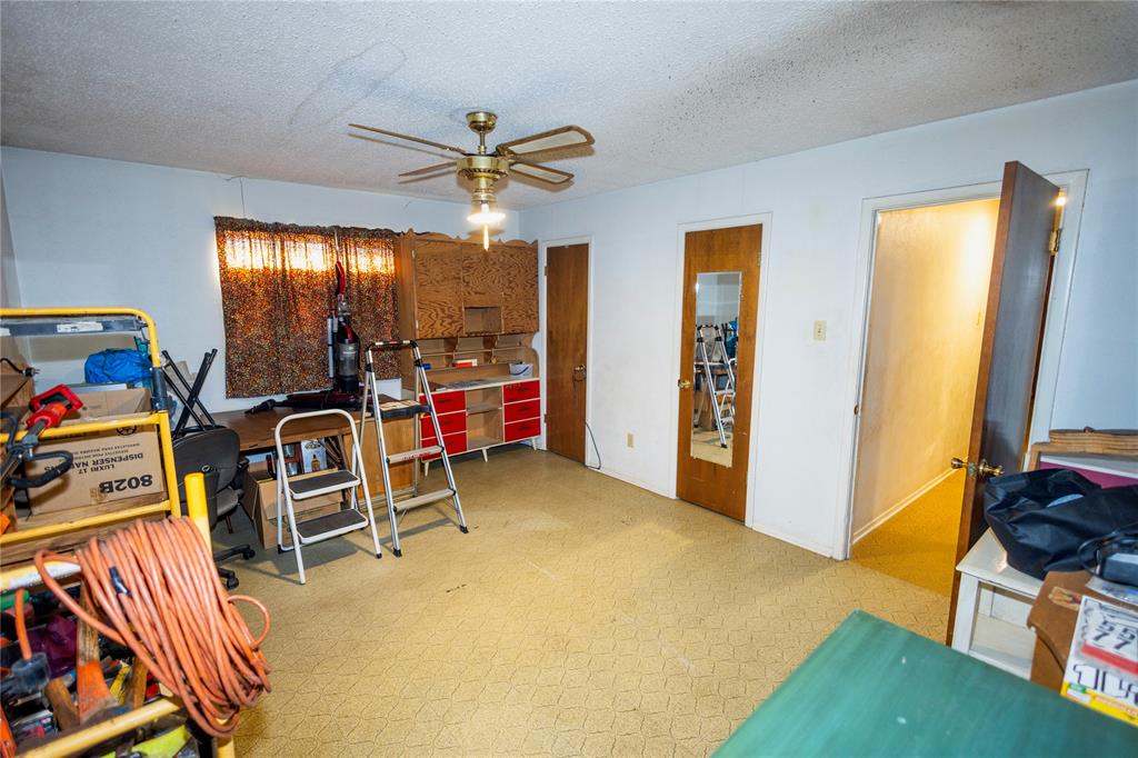 809 Lomo Street Property Photo 18