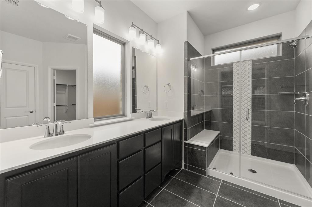 1704 Meadow Crest Drive Property Photo 14