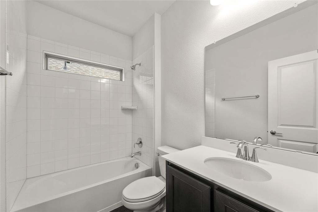 1704 Meadow Crest Drive Property Photo 16