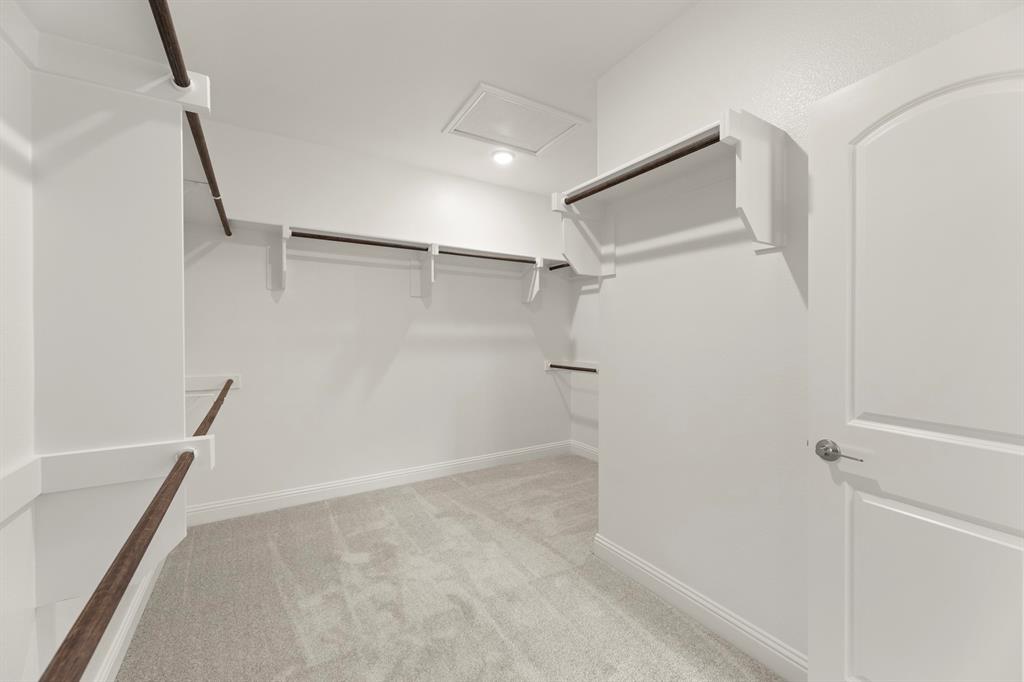1704 Meadow Crest Drive Property Photo 16