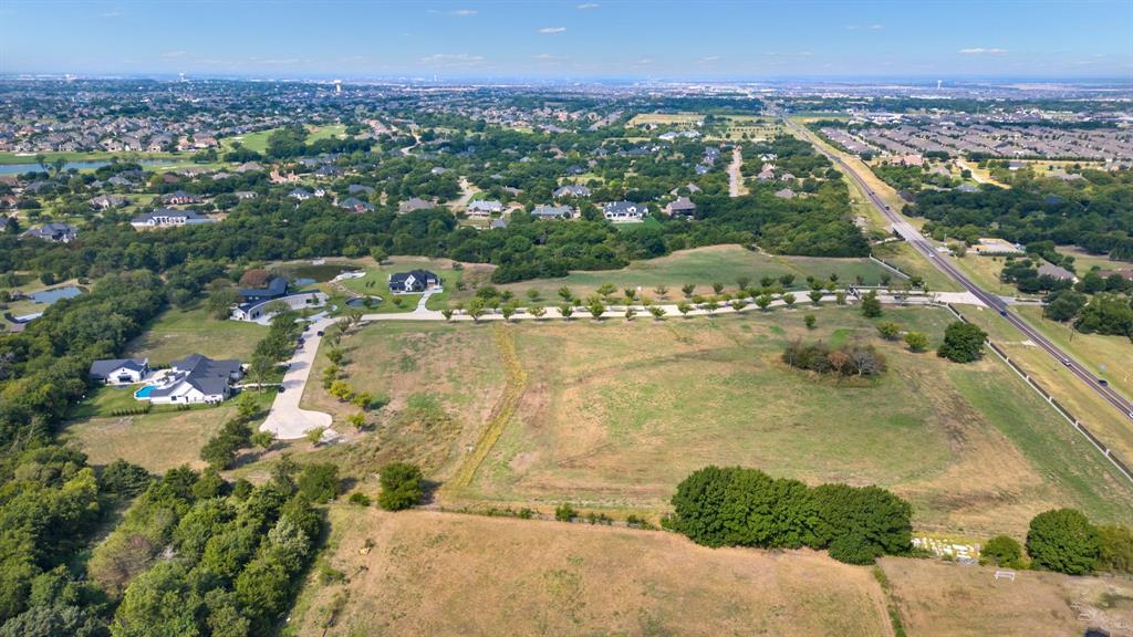 2031 Pebble Creek Property Photo 8