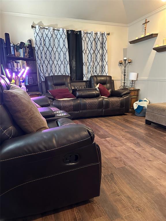 921 & 923 S Rusk Street Property Photo 5