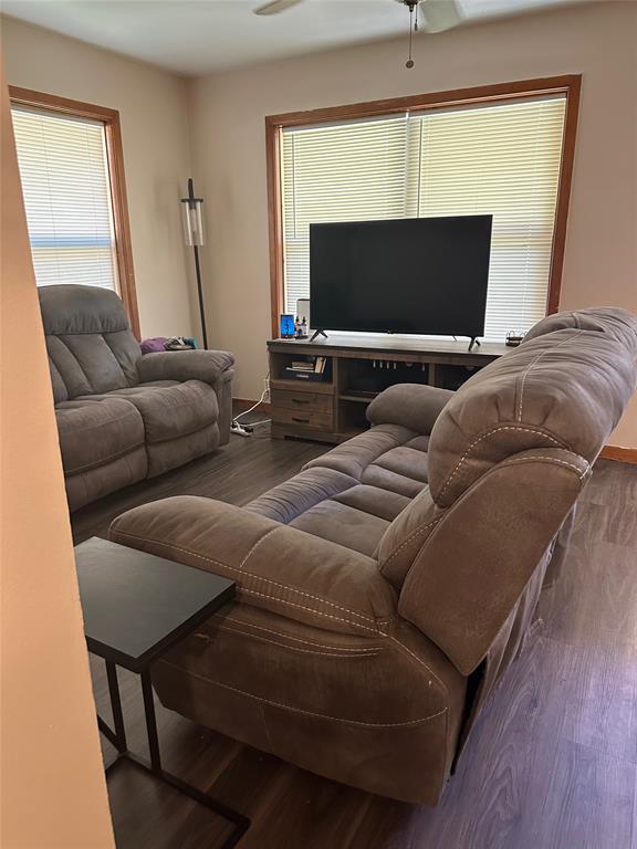 921 & 923 S Rusk Street Property Photo 17