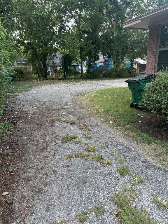 921 & 923 S Rusk Street Property Photo 26