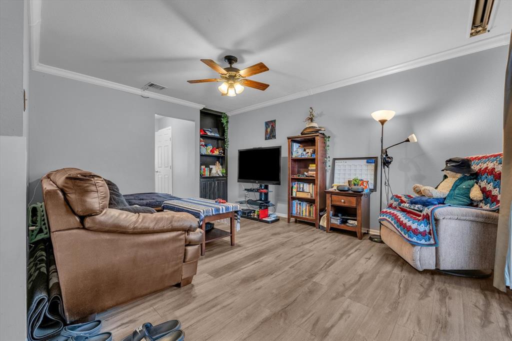 1349 S 11th Street Property Photo 7