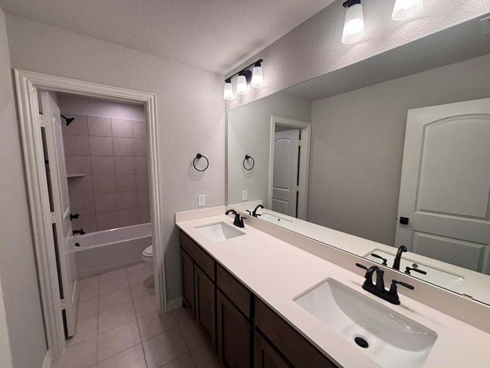 2016 Velora Drive Property Photo 13