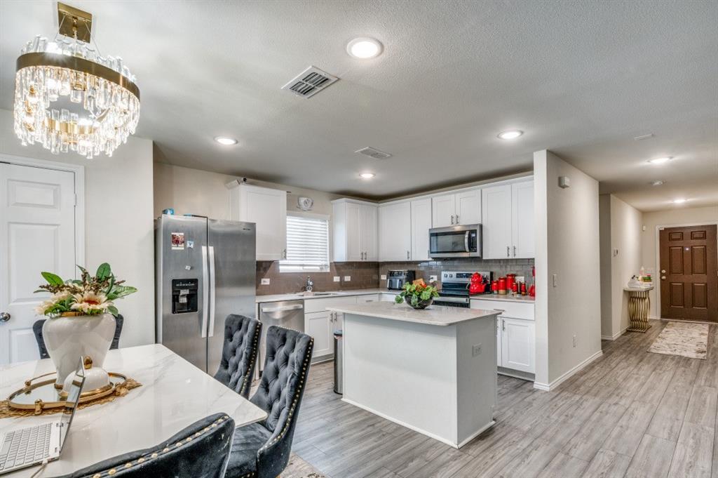 4613 Benham Drive Property Photo 4