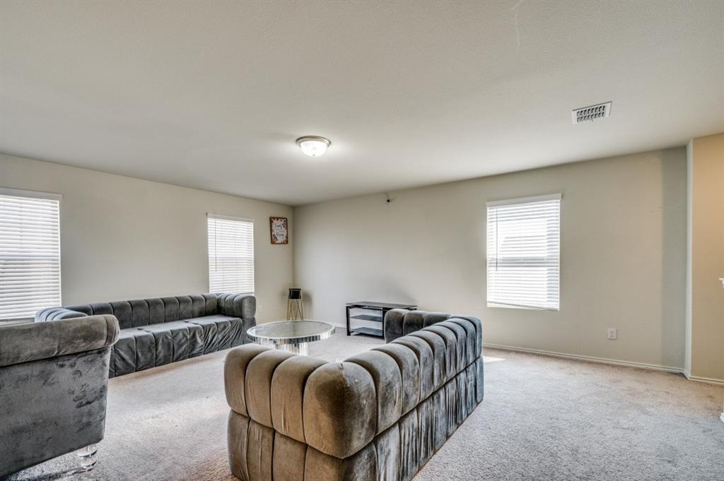 4613 Benham Drive Property Photo 13