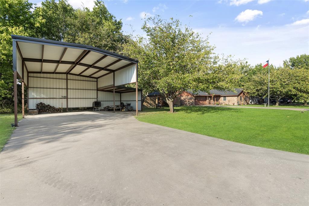 304 E Thomas Street Property Photo 4