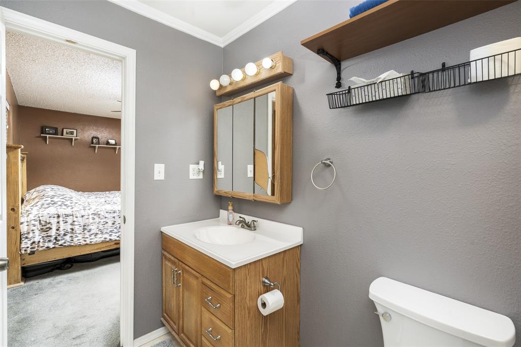 304 E Thomas Street Property Photo 15