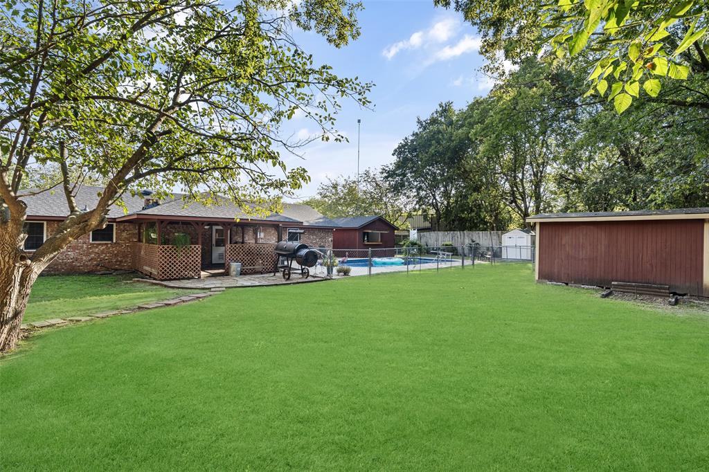 304 E Thomas Street Property Photo 28