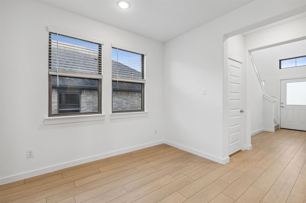 1929 Callington Way Property Photo 13