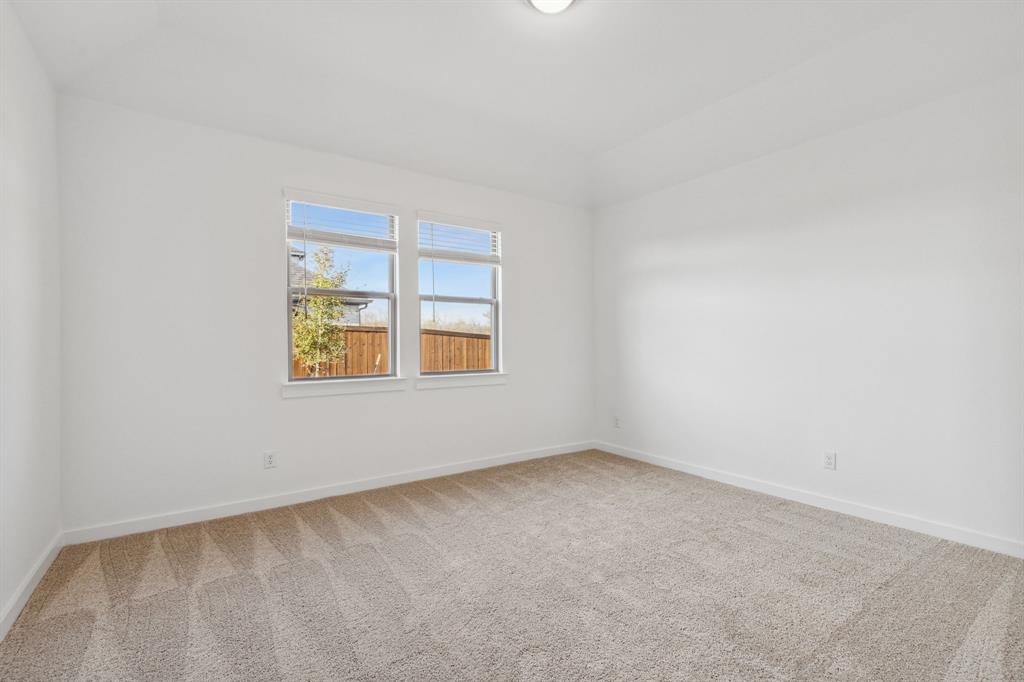 1929 Callington Way Property Photo 14