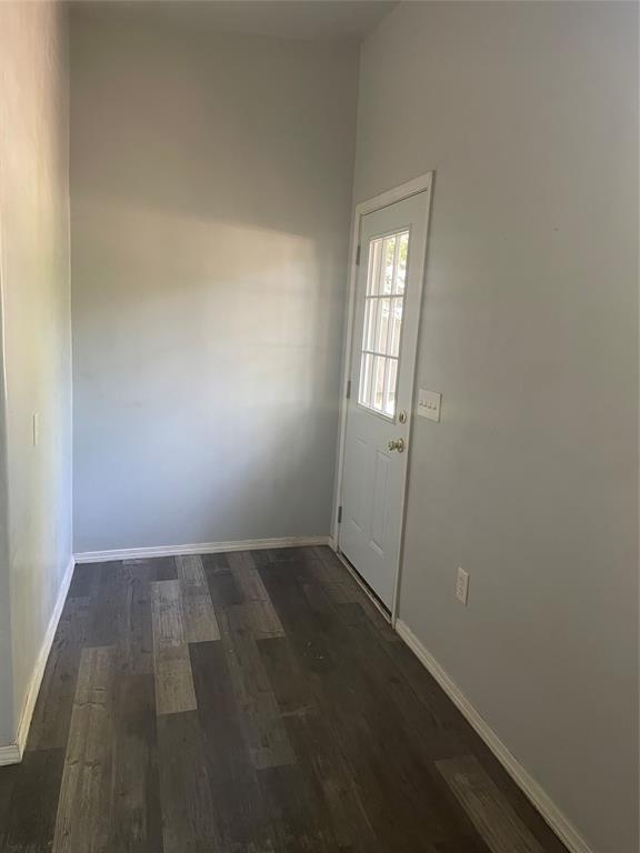 233 10th Street Property Photo 8