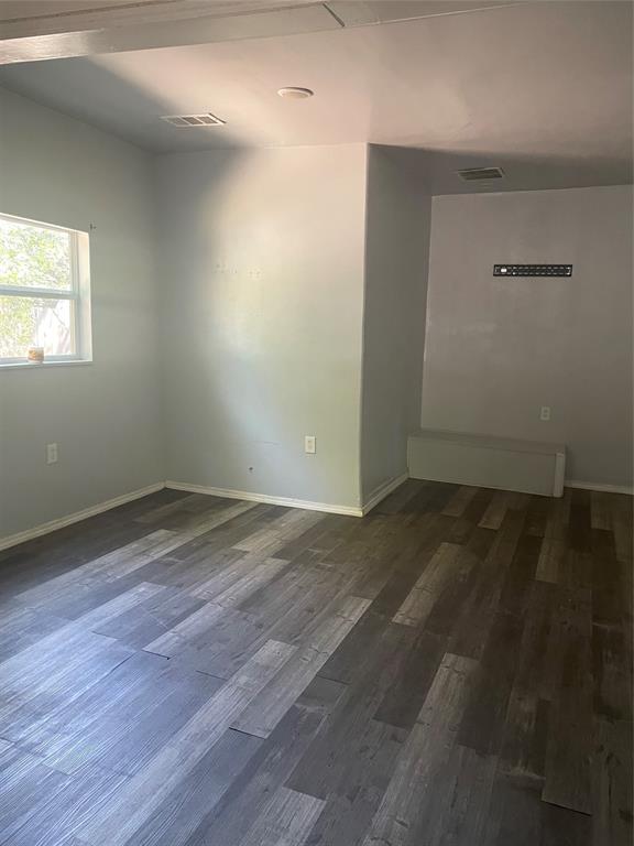 233 10th Street Property Photo 10