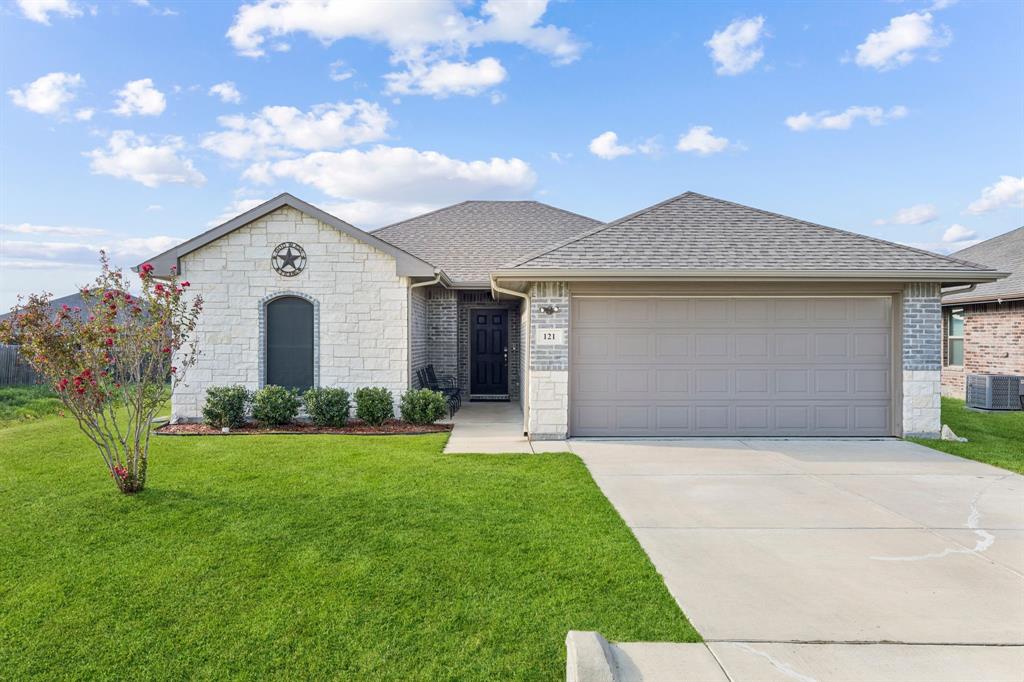 121 Willowbend Loop Property Photo 1