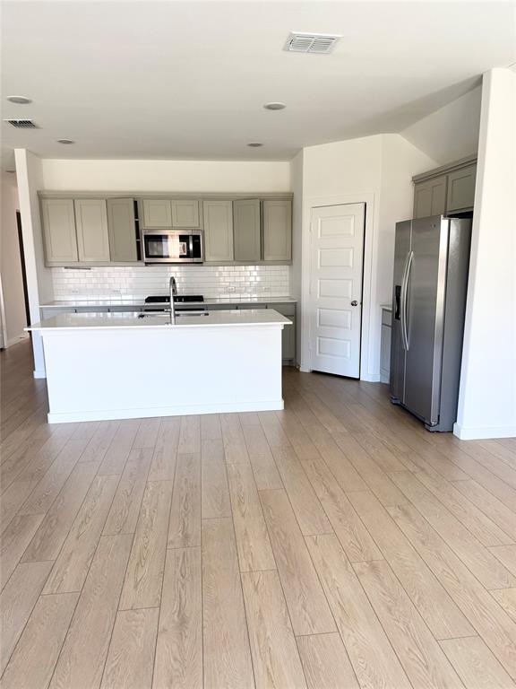 465 Chase Creek Property Photo 6