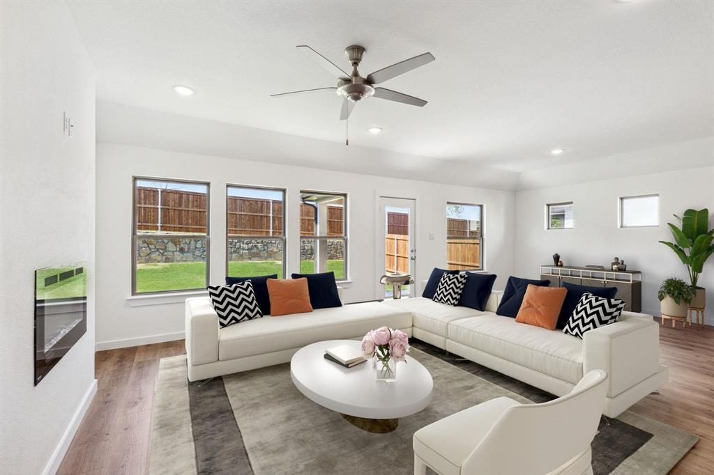 465 Chase Creek Property Photo 9