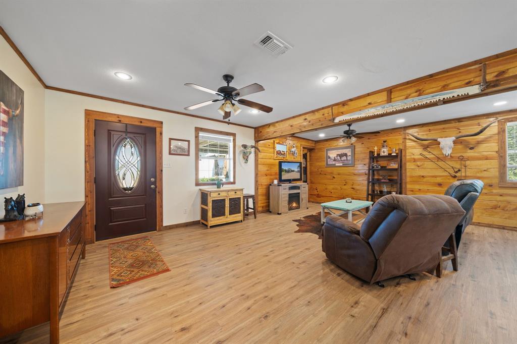 204 Cr 107 Property Photo 6