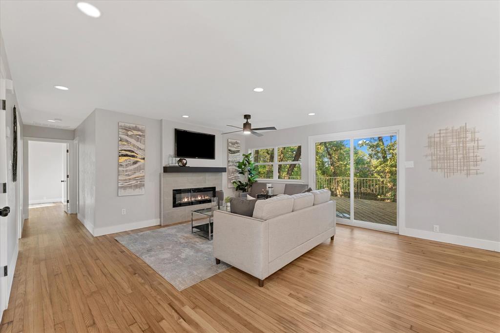 1216 Briarwood Boulevard Property Photo 5