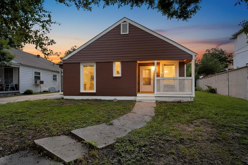 5020 Pershing Street Property Photo 1