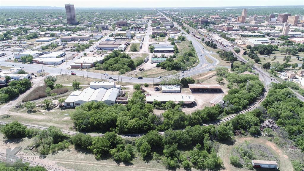 133 A S Treadaway Boulevard Property Photo 1