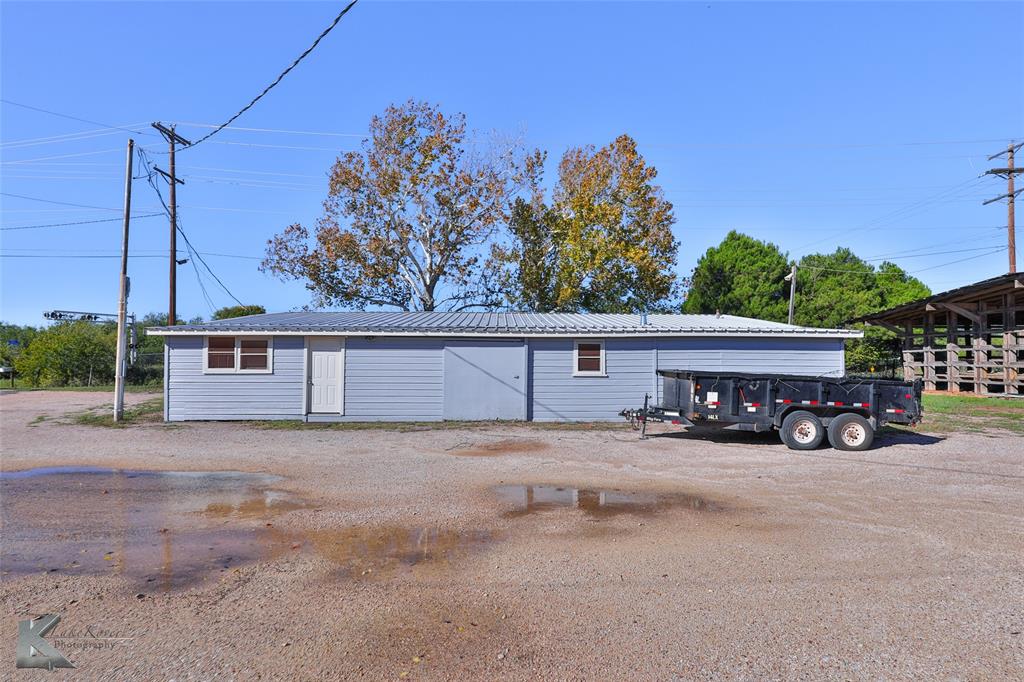 133 A S Treadaway Boulevard Property Photo 5