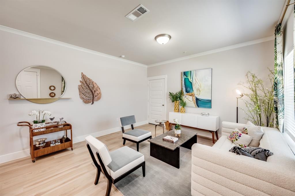 8412 Urban Property Photo 5