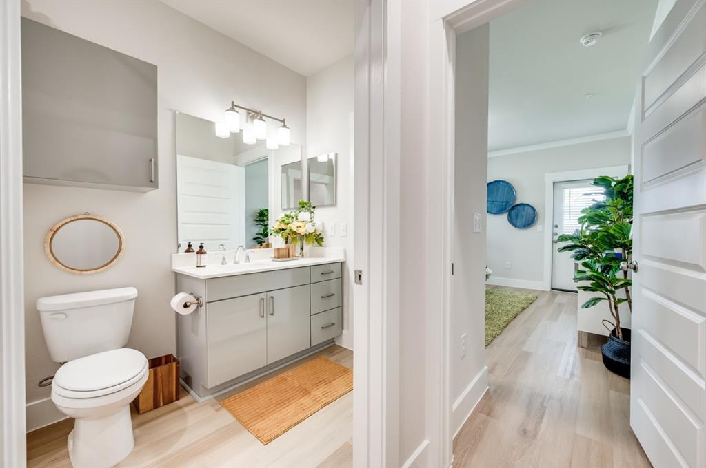 8412 Urban Property Photo 13