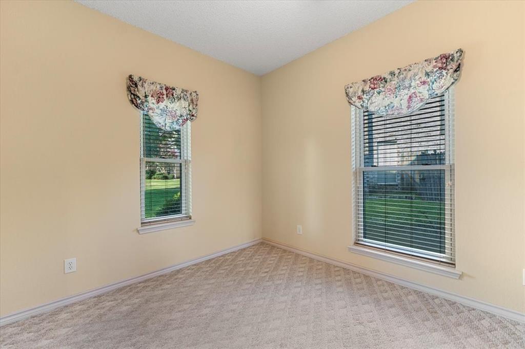 6752 Macintosh Drive Property Photo 24