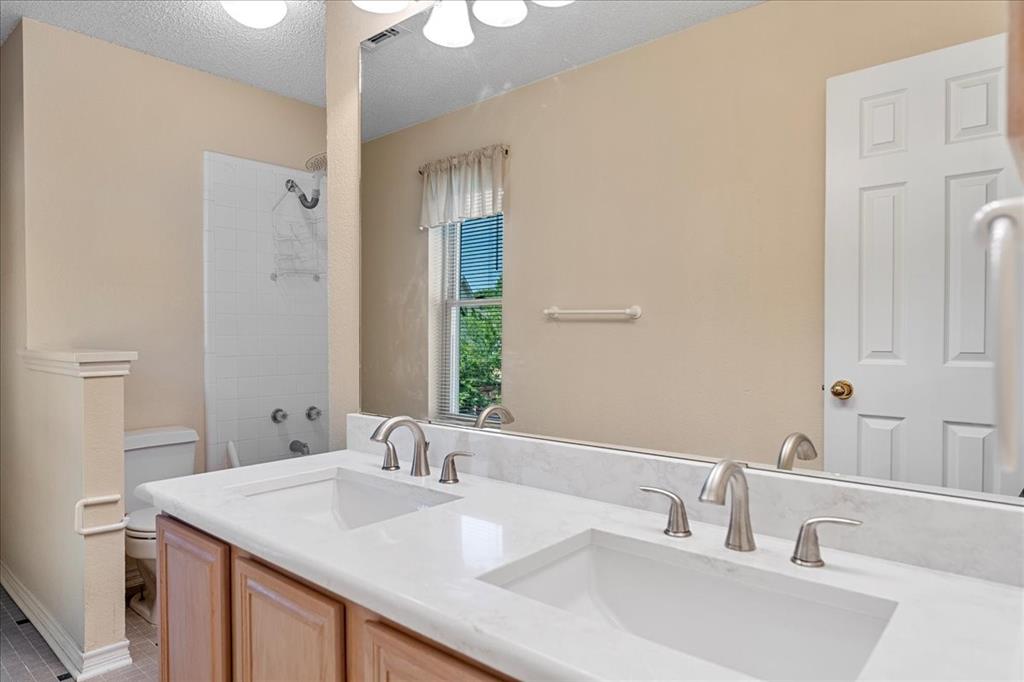 6752 Macintosh Drive Property Photo 28