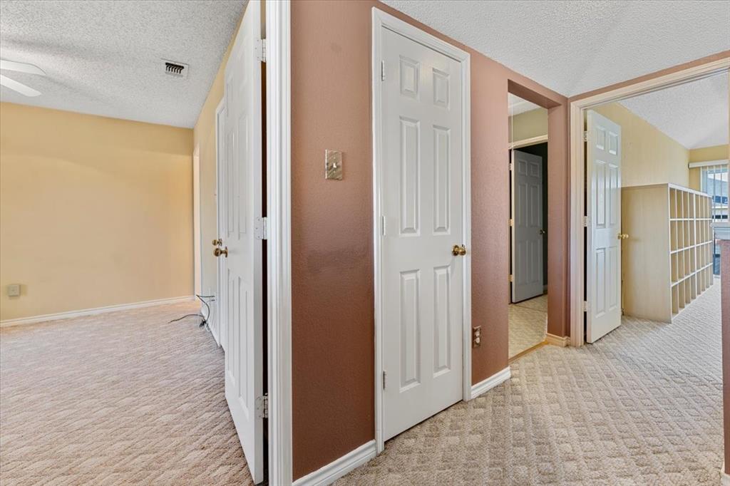 6752 Macintosh Drive Property Photo 29