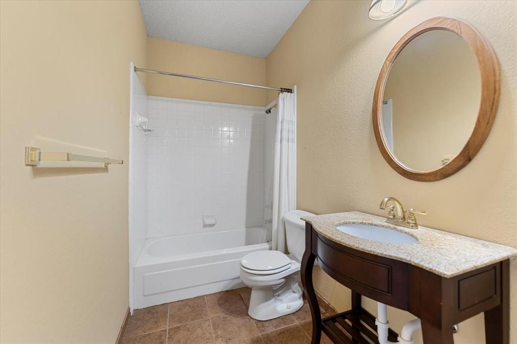 6752 Macintosh Drive Property Photo 34