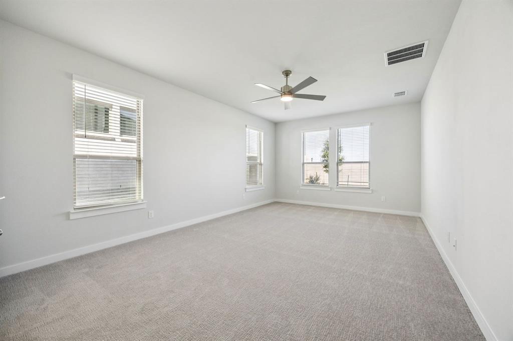 10501 Landry Bluff Lane Property Photo 17